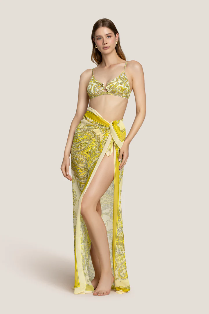 125WACPR4981_VAR.GIALLA_720x (1)
